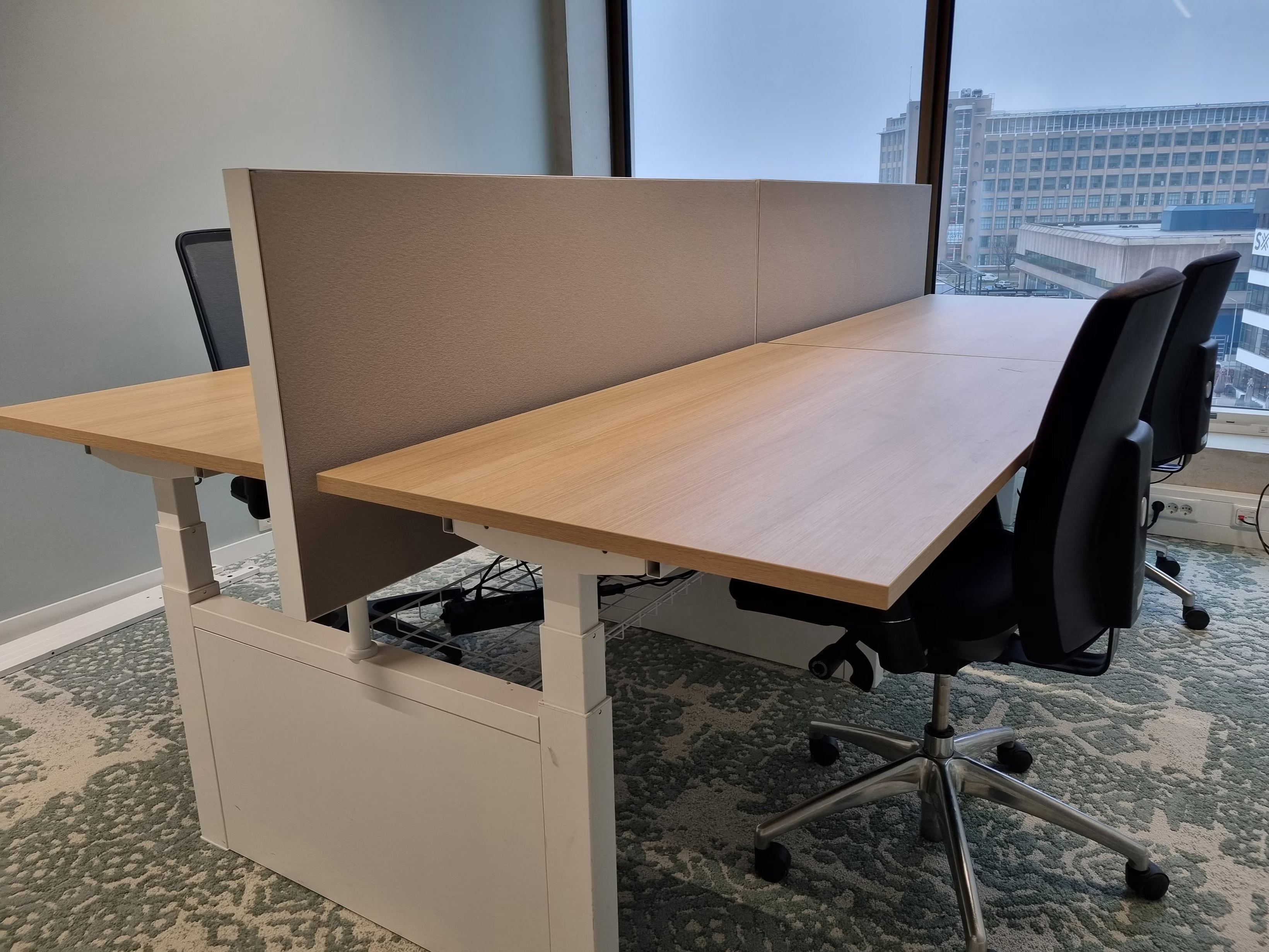 Akoestische tussenwand - aluminium frame