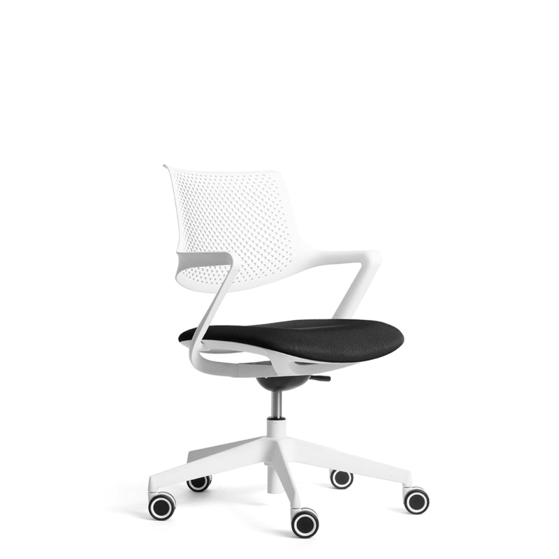 Dynamische vergaderstoel Reev